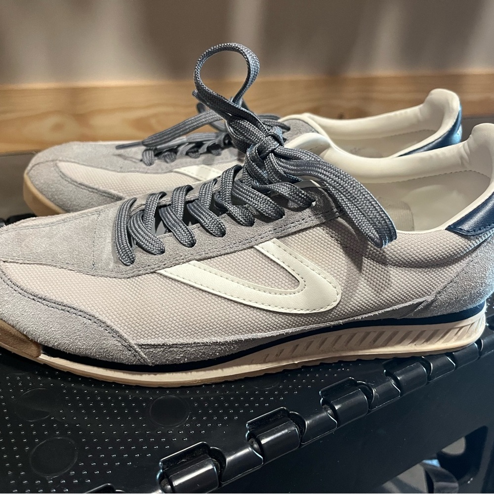 Tretorn Gray and White Sneakers for Everyday Comfort
